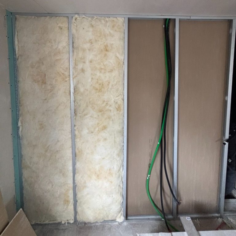 Cloison distributive Cloison